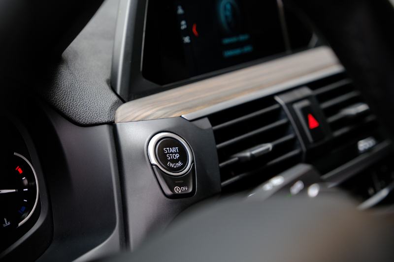 𝐁𝐌𝐖 𝐗𝟒 𝐗𝐝𝐫𝐢𝐯𝐞𝐫 𝟐𝟎𝟏𝟖 (Đ𝐞𝐧/𝐧𝐨̣̂𝐢 𝐭𝐡𝐚̂́𝐭 𝐧𝐚̂𝐮)