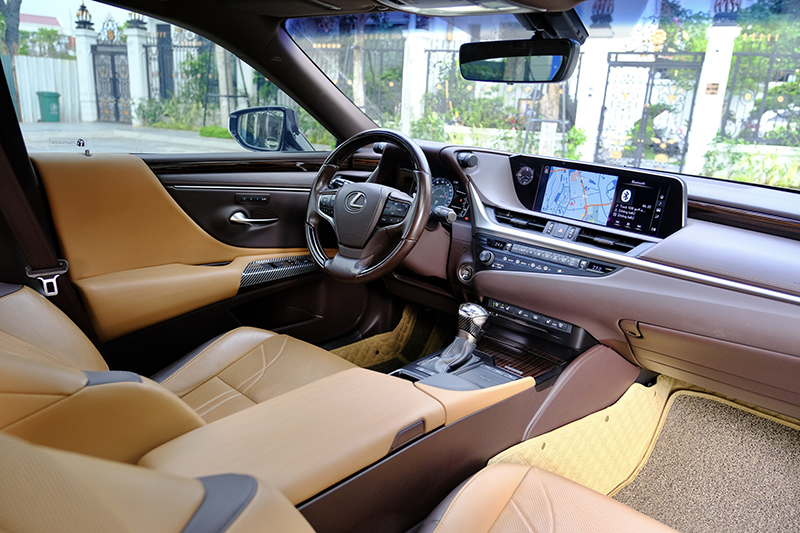 𝐋𝐞𝐱𝐮𝐬 𝐄𝐒𝟐𝟓𝟎 𝟐𝟎𝟐𝟎 𝐭𝐫𝐚̆́𝐧𝐠/𝐧𝐨̣̂𝐢 𝐭𝐡𝐚̂́𝐭 𝐧𝐚̂𝐮