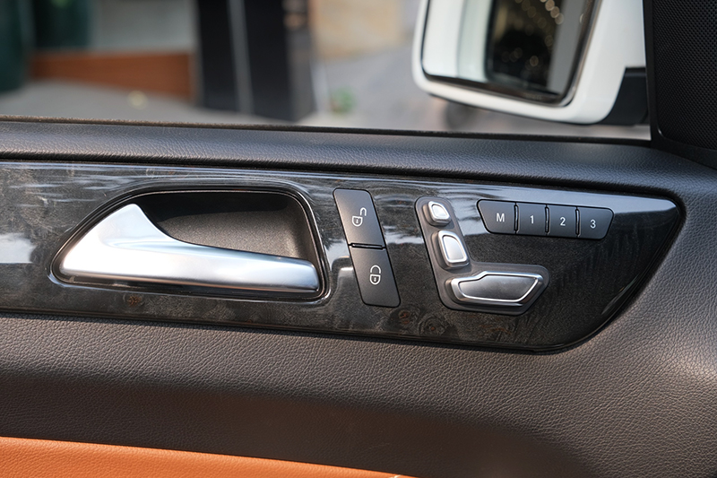 𝐌𝐞𝐫𝐜𝐞𝐝𝐞𝐬 𝐁𝐞𝐧𝐳 𝐆𝐋𝐄𝟒𝟎𝟎 𝐂𝐨𝐮𝐩𝐞 𝟐𝟎𝟏𝟖 (𝐓𝐫𝐚̆́𝐧𝐠/𝐧𝐨̣̂𝐢 𝐭𝐡𝐚̂́𝐭 𝐤𝐞𝐦)