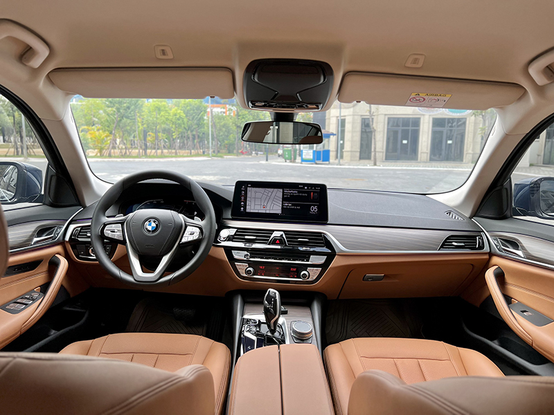 𝐁𝐌𝐖 𝟓2𝟎𝐢 𝐋𝐮𝐱𝐮𝐫𝐲 𝐋𝐢𝐧𝐞 𝟐𝟎𝟐𝟐