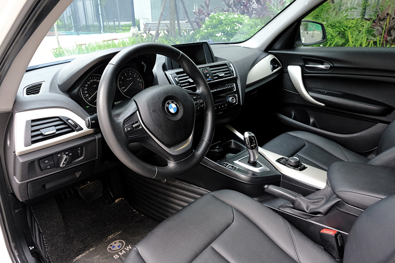 𝐁𝐌𝐖 𝟏𝟏𝟖𝐢 𝟐𝟎𝟏𝟔 (𝐓𝐫𝐚̆́𝐧𝐠/𝐧𝐨̣̂𝐢 𝐭𝐡𝐚̂́𝐭 đ𝐞𝐧)