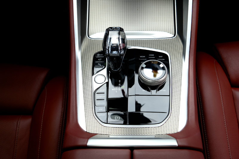 𝐁𝐌𝐖 𝐗𝟔 𝐌𝐬𝐩𝐨𝐫𝐭 𝐌𝐨𝐝𝐞𝐥 𝟐𝟎𝟐𝟑