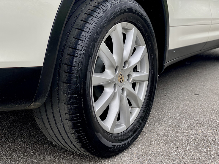 Porsche Cayene 2011 (Trắng/nội thất kem)