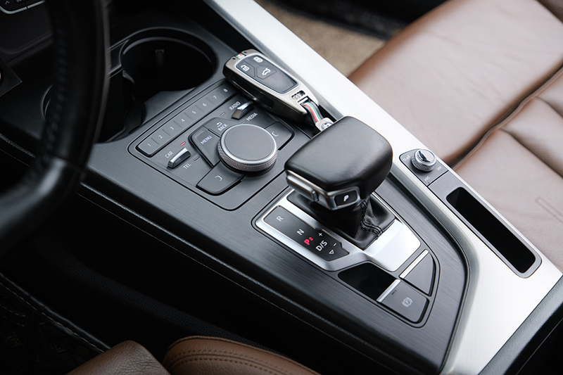 𝐀𝐮𝐝𝐢 𝐀𝟒 𝟐.𝟎 𝟐𝟎𝟏𝟔 (𝐓𝐫𝐚̆́𝐧𝐠/𝐧𝐨̣̂𝐢 𝐭𝐡𝐚̂́𝐭 𝐧𝐚̂𝐮)