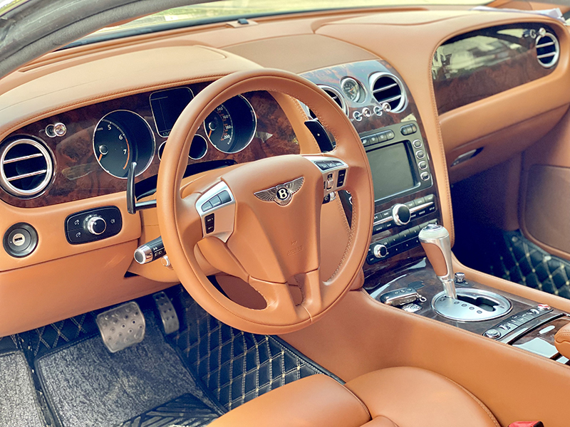 Bentley Continental GT Speed (Bản 2 cửa)