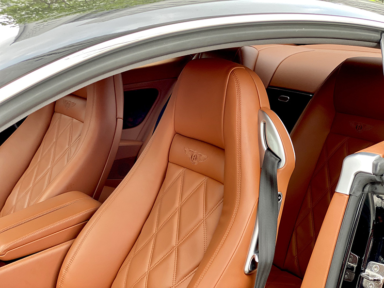 Bentley Continental GT Speed (Bản 2 cửa)