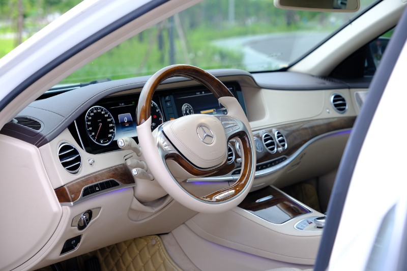 𝐌𝐞𝐫𝐜𝐞𝐝𝐞𝐬 𝐁𝐞𝐧𝐳 𝐒𝟒𝟎𝟎 𝟐𝟎𝟏𝟓 (𝐓𝐫𝐚̆́𝐧𝐠/𝐧𝐨̣̂𝐢 𝐭𝐡𝐚̂́𝐭 𝐤𝐞𝐦)