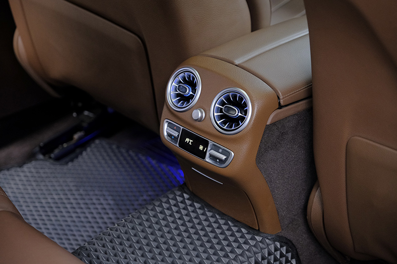 𝐌𝐞𝐫𝐜𝐞𝐝𝐞𝐬 𝐁𝐞𝐧𝐳 𝐄𝟐𝟓𝟎 𝟐𝟎𝟏𝟔 (Đ𝐨̉ 𝐧𝐨̣̂𝐢 𝐭𝐡𝐚̂́𝐭 𝐧𝐚̂𝐮)