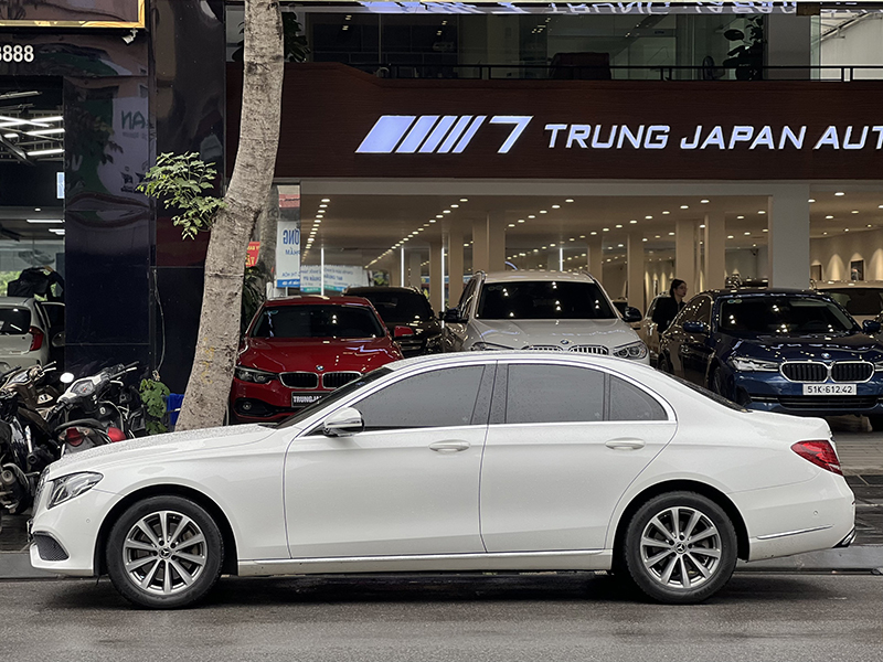 𝐌𝐞𝐫𝐜𝐞𝐝𝐞𝐬 𝐁𝐞𝐧𝐳 𝐄𝟐𝟎𝟎 𝟐𝟎𝟏𝟗 (𝐓𝐫𝐚̆́𝐧𝐠/𝐧𝐨̣̂𝐢 𝐭𝐡𝐚̂́𝐭 đ𝐞𝐧)