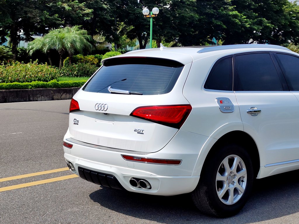 AUDI Q5 2014 Trắng Kem