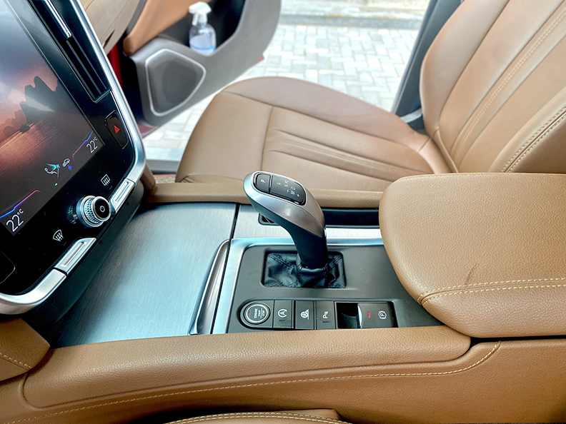 [VINFAST] Lux SA 2.0 PLUS Premium