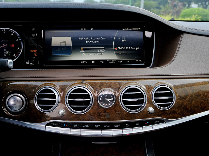 𝐌𝐞𝐫𝐜𝐞𝐝𝐞𝐬 𝐒𝟒𝟎𝟎 𝟐𝟎𝟏𝟓 (𝐓𝐫𝐚̆́𝐧𝐠/𝐧𝐨̣̂𝐢 𝐭𝐡𝐚̂́𝐭 𝐧𝐚̂𝐮)