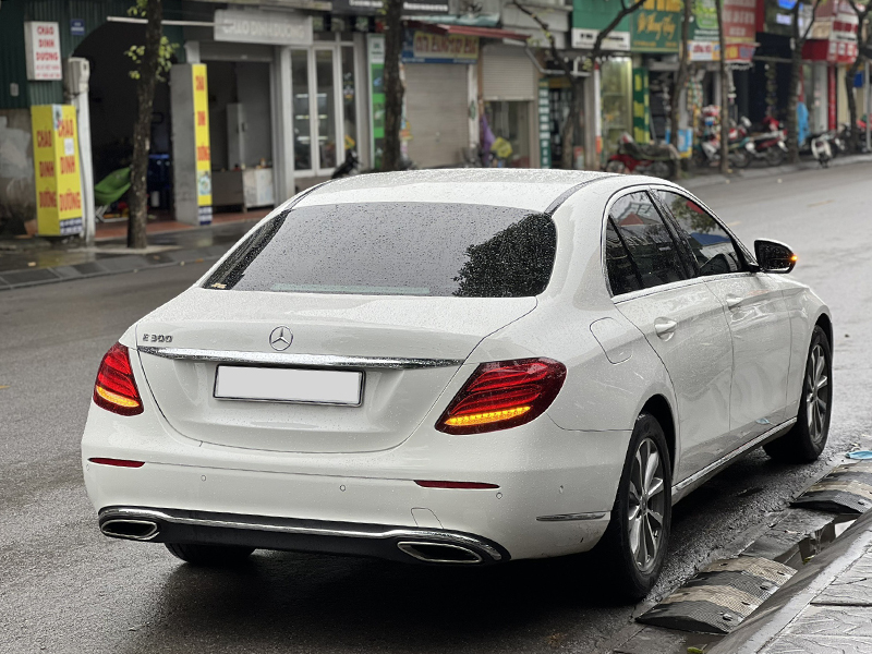 𝐌𝐞𝐫𝐜𝐞𝐝𝐞𝐬 𝐁𝐞𝐧𝐳 𝐄𝟐𝟎𝟎 𝟐𝟎𝟏𝟗 (𝐓𝐫𝐚̆́𝐧𝐠/𝐧𝐨̣̂𝐢 𝐭𝐡𝐚̂́𝐭 đ𝐞𝐧)