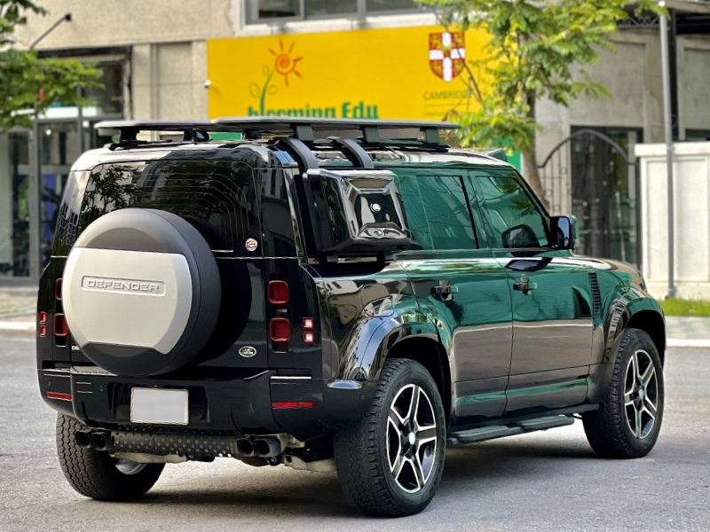 𝐑𝐚𝐧𝐠𝐞 𝐑𝐨𝐯𝐞𝐫 𝐃𝐞𝐟𝐞𝐧𝐝𝐞𝐫 𝐒𝐄 𝐏𝟑𝟎𝟎 𝟐𝟎𝟐𝟐