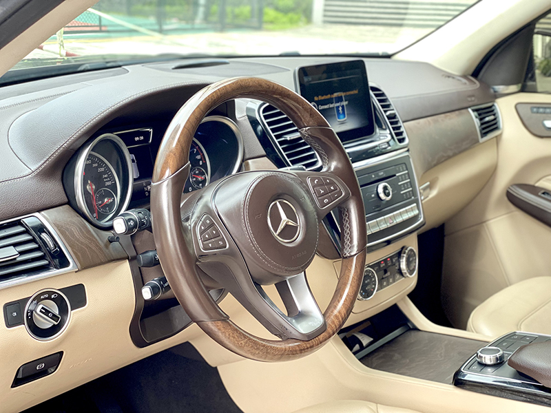 Mercedes 𝐆𝐋𝐒𝟒𝟎𝟎 𝟐𝟎𝟏𝟔 (Nâu/nội thất kem)
