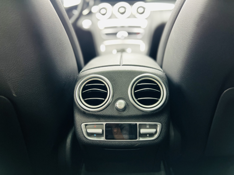 𝐌𝐞𝐫𝐜𝐞𝐝𝐞𝐬 𝐁𝐞𝐧𝐳 𝐂𝟑𝟎𝟎 𝐀𝐌𝐆 𝟐𝟎𝟐𝟎 (𝐓𝐫𝐚̆́𝐧𝐠/𝐧𝐨̣̂𝐢 𝐭𝐡𝐚̂́𝐭 đ𝐞𝐧)