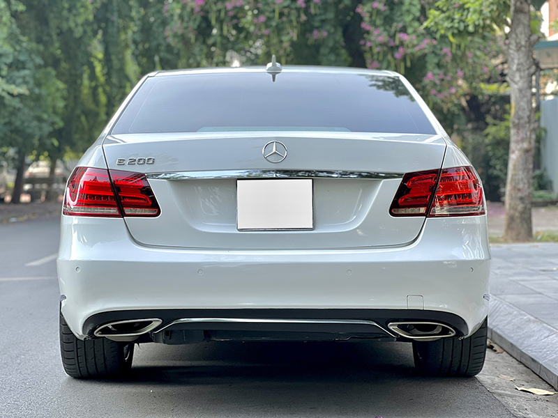 𝐌𝐞𝐫𝐜𝐞𝐝𝐞𝐬 𝐁𝐞𝐧𝐳 𝐄𝟐𝟎𝟎 𝐄𝐝𝐢𝐭𝐢𝐨𝐧 𝟐𝟎𝟏𝟓 (𝐓𝐫𝐚̆́𝐧𝐠/𝐧𝐨̣̂𝐢 𝐭𝐡𝐚̂́𝐭 đ𝐞𝐧)