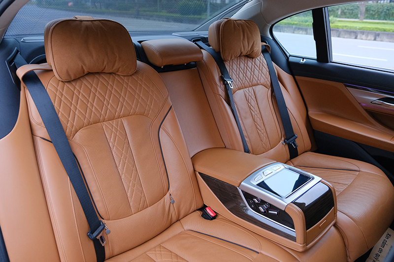 𝐁𝐌𝐖 𝟕𝟒𝟎𝐋𝐢 𝟐𝟎𝟏𝟔 (Đ𝐞𝐧/𝐧𝐨̣̂𝐢 𝐭𝐡𝐚̂́𝐭 𝐧𝐚̂𝐮)