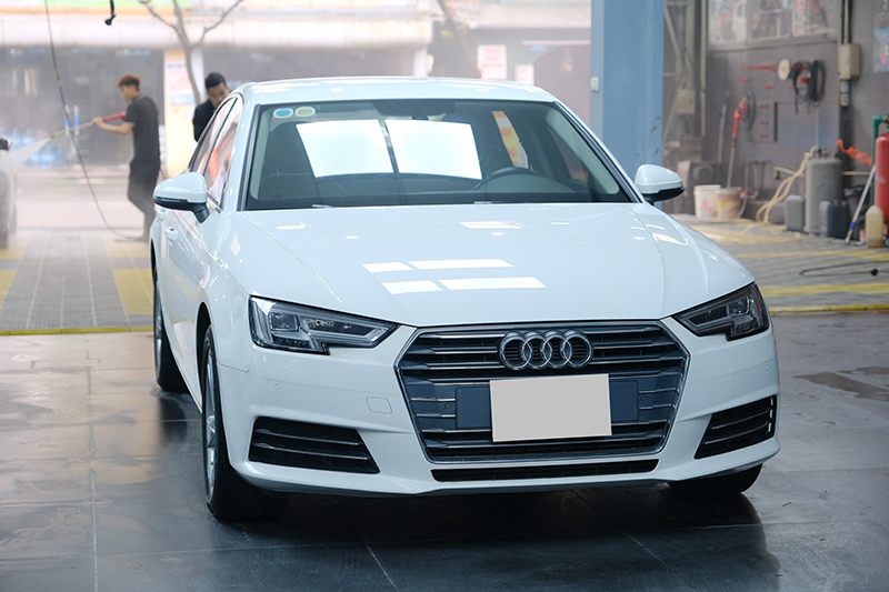 𝐀𝐮𝐝𝐢 𝐀𝟒 𝟐.𝟎 𝟐𝟎𝟏𝟔 (𝐓𝐫𝐚̆́𝐧𝐠/𝐧𝐨̣̂𝐢 𝐭𝐡𝐚̂́𝐭 𝐧𝐚̂𝐮)