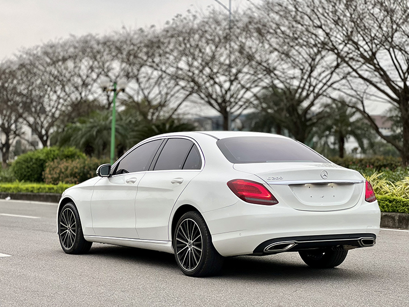 𝐌𝐞𝐫𝐜𝐞𝐝𝐞𝐬 𝐁𝐞𝐧𝐳 𝐂𝟐𝟎𝟎 𝐄𝐱𝐜𝐥𝐮𝐬𝐢𝐯𝐞 𝟐𝟎𝟐𝟏(𝐓𝐫𝐚̆́𝐧𝐠/𝐧𝐨̣̂𝐢 𝐭𝐡𝐚̂́𝐭 đ𝐞𝐧)