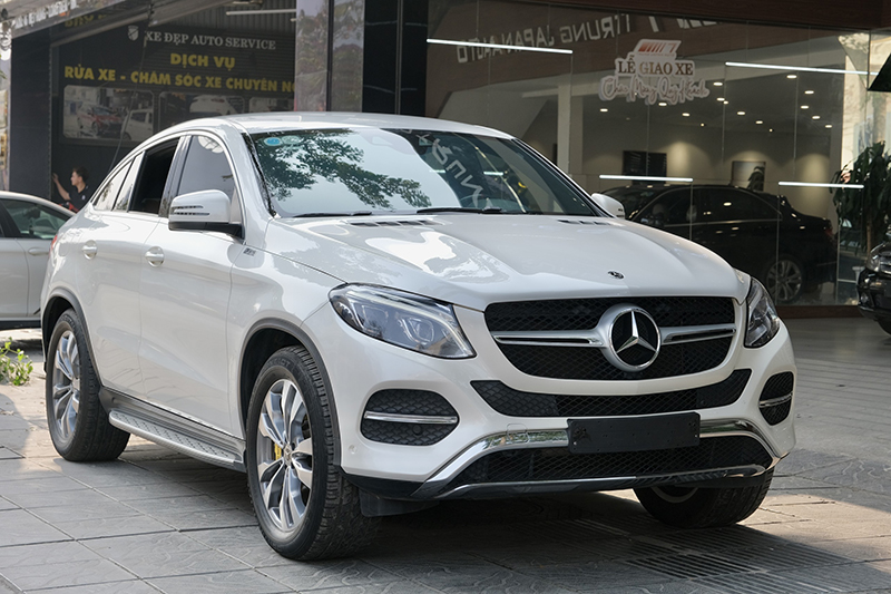 𝐌𝐞𝐫𝐜𝐞𝐝𝐞𝐬 𝐁𝐞𝐧𝐳 𝐆𝐋𝐄𝟒𝟎𝟎 𝐂𝐨𝐮𝐩𝐞 𝟐𝟎𝟏𝟖 (𝐓𝐫𝐚̆́𝐧𝐠/𝐧𝐨̣̂𝐢 𝐭𝐡𝐚̂́𝐭 𝐤𝐞𝐦)