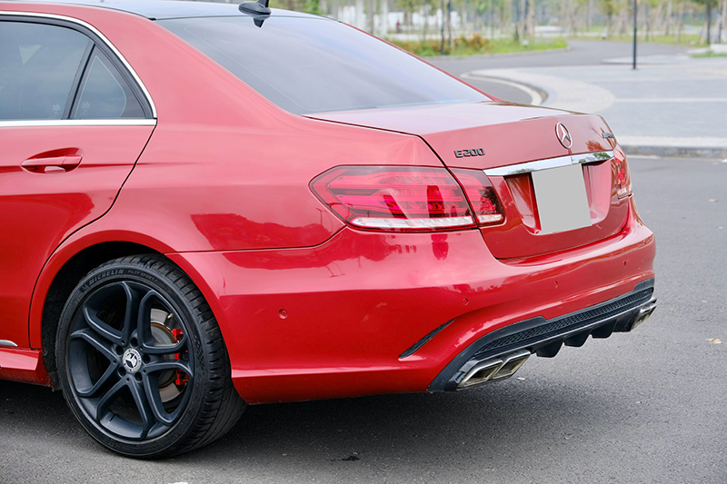 𝐌𝐞𝐫𝐜𝐞𝐝𝐞𝐬 𝐁𝐞𝐧𝐳 𝐄𝟐𝟎𝟎 𝐄𝐝𝐢𝐭𝐢𝐨𝐧 (Đ𝐨̉/𝐧𝐨̣̂𝐢 𝐭𝐡𝐚̂́𝐭 đ𝐞𝐧)