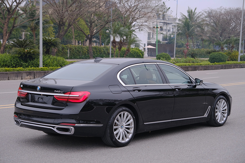 𝐁𝐌𝐖 𝟕𝟒𝟎𝐋𝐢 𝟐𝟎𝟏𝟔 (Đ𝐞𝐧/𝐧𝐨̣̂𝐢 𝐭𝐡𝐚̂́𝐭 𝐧𝐚̂𝐮)