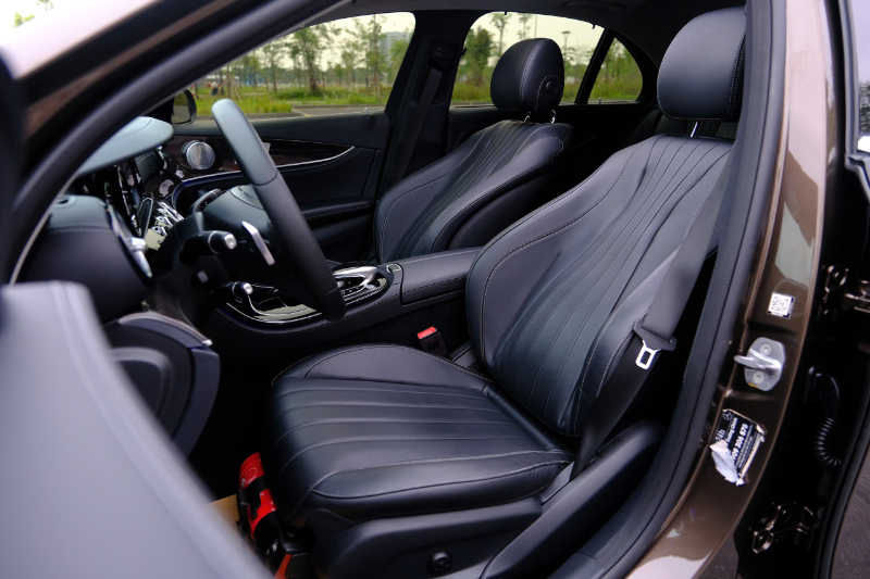 𝐌𝐞𝐫𝐜𝐞𝐝𝐞𝐬 𝐁𝐞𝐧𝐳 𝐄𝟐𝟓𝟎 𝟐𝟎𝟏𝟕 (𝐍𝐚̂𝐮/𝐧𝐨̣̂𝐢 𝐭𝐡𝐚̂́𝐭 đ𝐞𝐧)