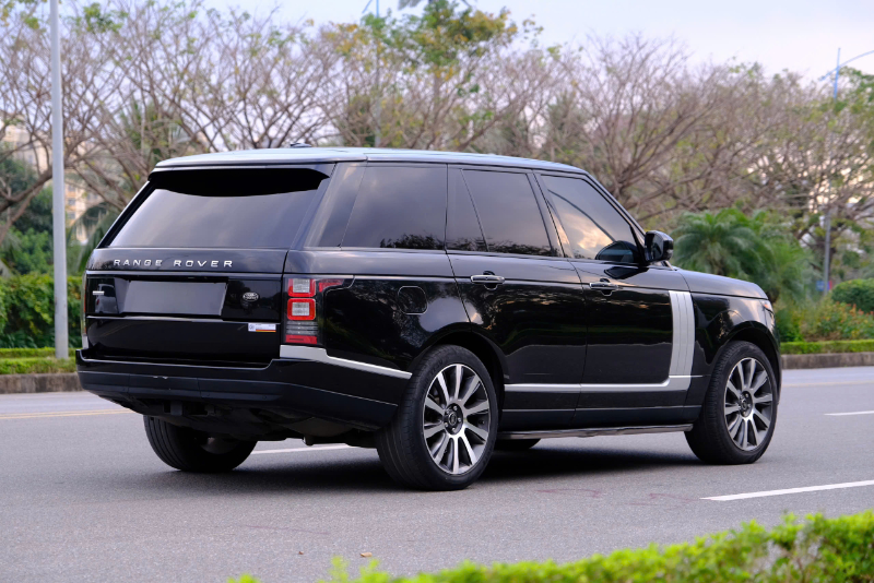 𝐑𝐚𝐧𝐠𝐞 𝐑𝐨𝐯𝐞𝐫 𝐀𝐮𝐭𝐨𝐛𝐢𝐨𝐠𝐫𝐚𝐩𝐡𝐲 𝐌𝐨𝐝𝐞𝐥 𝟐𝟎𝟏𝟒 (Đ𝐞𝐧 | 𝐧𝐨̣̂𝐢 𝐭𝐡𝐚̂́𝐭 𝐧𝐚̂𝐮)