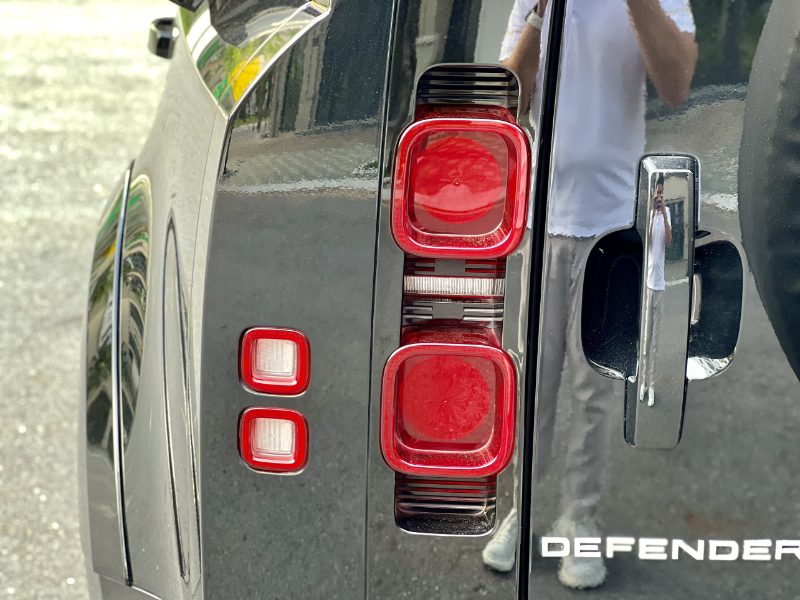 𝐑𝐚𝐧𝐠𝐞 𝐑𝐨𝐯𝐞𝐫 𝐃𝐞𝐟𝐞𝐧𝐝𝐞𝐫 𝐒𝐄 𝐏𝟑𝟎𝟎 𝟐𝟎𝟐𝟐