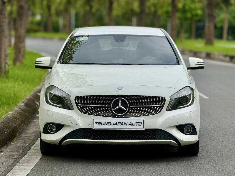 𝐌𝐞𝐫𝐜𝐞𝐝𝐞𝐬 𝐁𝐞𝐧𝐳 𝐀𝟐𝟎𝟎 𝟐𝟎𝟏𝟓 (𝐓𝐫𝐚̆́𝐧𝐠/𝐧𝐨̣̂𝐢 𝐭𝐡𝐚̂́𝐭 đ𝐞𝐧)