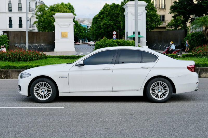 𝐁𝐌𝐖 𝟓𝟐𝟎𝐢 𝟐𝟎𝟏𝟒 (𝐓𝐫𝐚̆́𝐧𝐠/𝐧𝐨̣̂𝐢 𝐭𝐡𝐚̂́𝐭 𝐤𝐞𝐦)