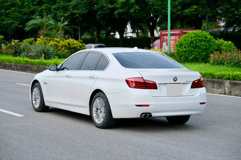 𝐁𝐌𝐖 𝟓𝟐𝟎𝐢 𝟐𝟎𝟏𝟒 (𝐓𝐫𝐚̆́𝐧𝐠/𝐧𝐨̣̂𝐢 𝐭𝐡𝐚̂́𝐭 𝐤𝐞𝐦)