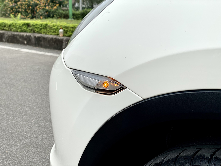 Porsche Cayene 2011 (Trắng/nội thất kem)