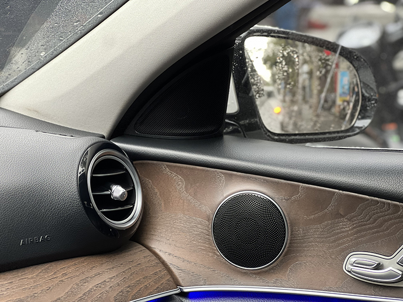 𝐌𝐞𝐫𝐜𝐞𝐝𝐞𝐬 𝐁𝐞𝐧𝐳 𝐄𝟐𝟎𝟎 𝟐𝟎𝟏𝟗 (𝐓𝐫𝐚̆́𝐧𝐠/𝐧𝐨̣̂𝐢 𝐭𝐡𝐚̂́𝐭 đ𝐞𝐧)