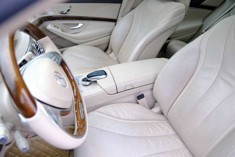 𝐌𝐞𝐫𝐜𝐞𝐝𝐞𝐬 𝐁𝐞𝐧𝐳 𝐒𝟒𝟎𝟎 𝟐𝟎𝟏𝟓 (𝐓𝐫𝐚̆́𝐧𝐠/𝐧𝐨̣̂𝐢 𝐭𝐡𝐚̂́𝐭 𝐤𝐞𝐦)