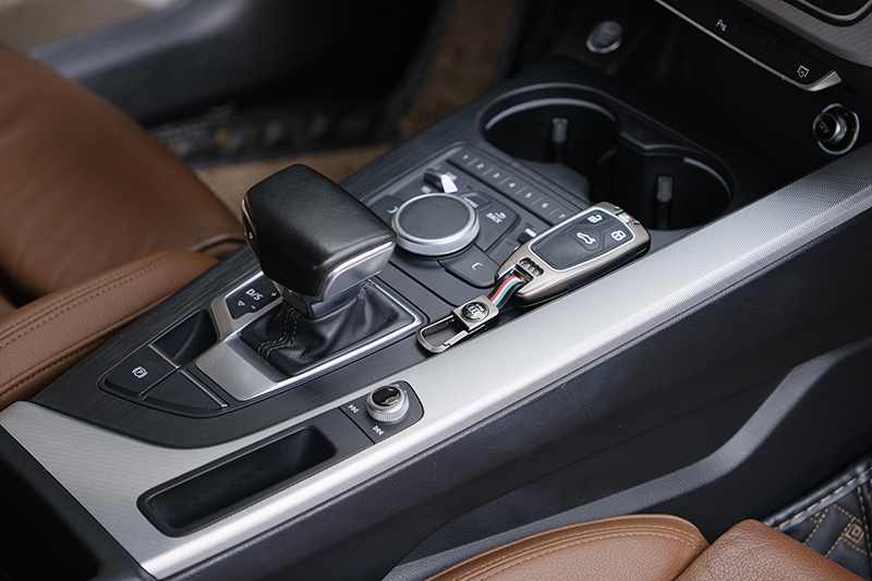 𝐀𝐮𝐝𝐢 𝐀𝟒 𝟐.𝟎 𝟐𝟎𝟏𝟔 (𝐓𝐫𝐚̆́𝐧𝐠/𝐧𝐨̣̂𝐢 𝐭𝐡𝐚̂́𝐭 𝐧𝐚̂𝐮)