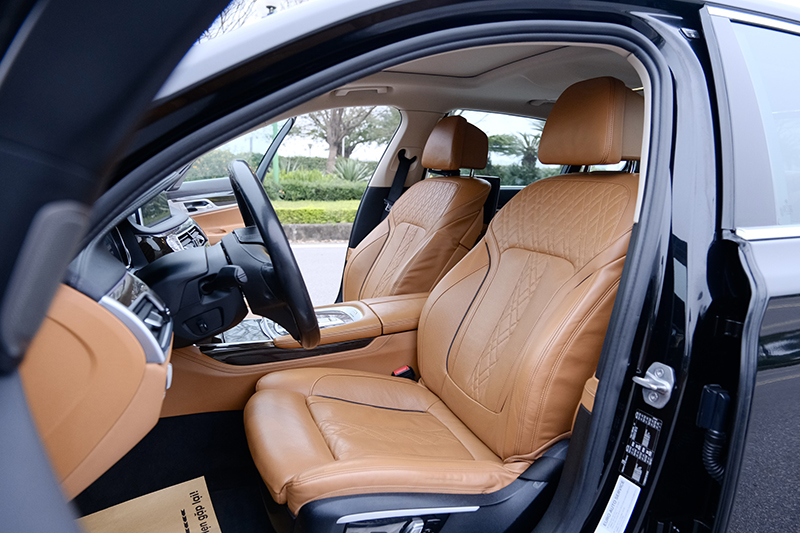 𝐁𝐌𝐖 𝟕𝟒𝟎𝐋𝐢 𝟐𝟎𝟏𝟔 (Đ𝐞𝐧/𝐧𝐨̣̂𝐢 𝐭𝐡𝐚̂́𝐭 𝐧𝐚̂𝐮)