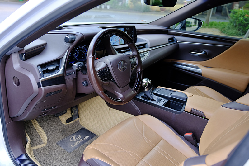 𝐋𝐞𝐱𝐮𝐬 𝐄𝐒𝟐𝟓𝟎 𝟐𝟎𝟐𝟎 𝐭𝐫𝐚̆́𝐧𝐠/𝐧𝐨̣̂𝐢 𝐭𝐡𝐚̂́𝐭 𝐧𝐚̂𝐮