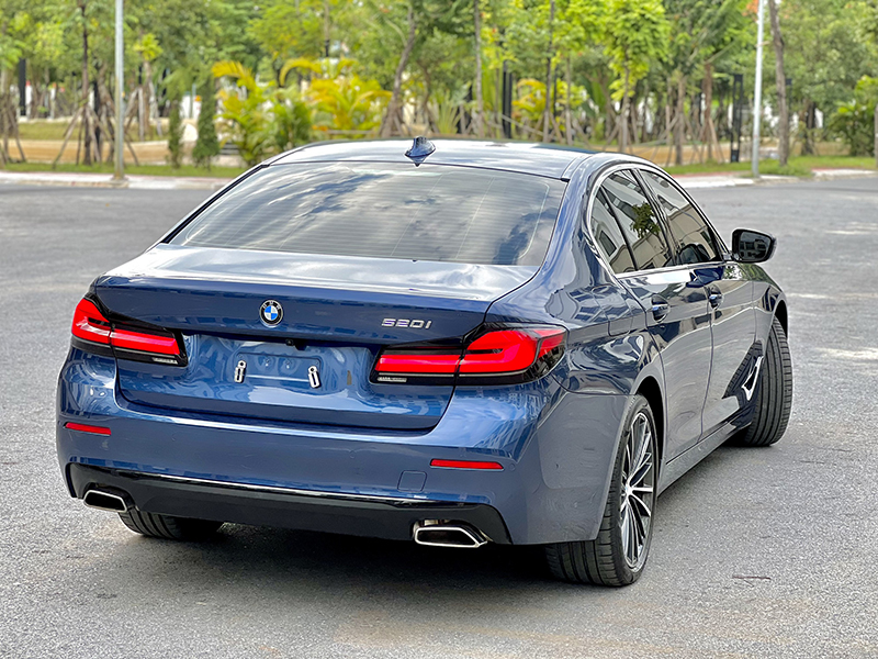 𝐁𝐌𝐖 𝟓2𝟎𝐢 𝐋𝐮𝐱𝐮𝐫𝐲 𝐋𝐢𝐧𝐞 𝟐𝟎𝟐𝟐