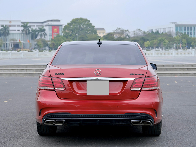 𝐌𝐞𝐫𝐜𝐞𝐝𝐞𝐬 𝐁𝐞𝐧𝐳 𝐄𝟐𝟎𝟎 𝐄𝐝𝐢𝐭𝐢𝐨𝐧 (Đ𝐨̉/𝐧𝐨̣̂𝐢 𝐭𝐡𝐚̂́𝐭 đ𝐞𝐧)