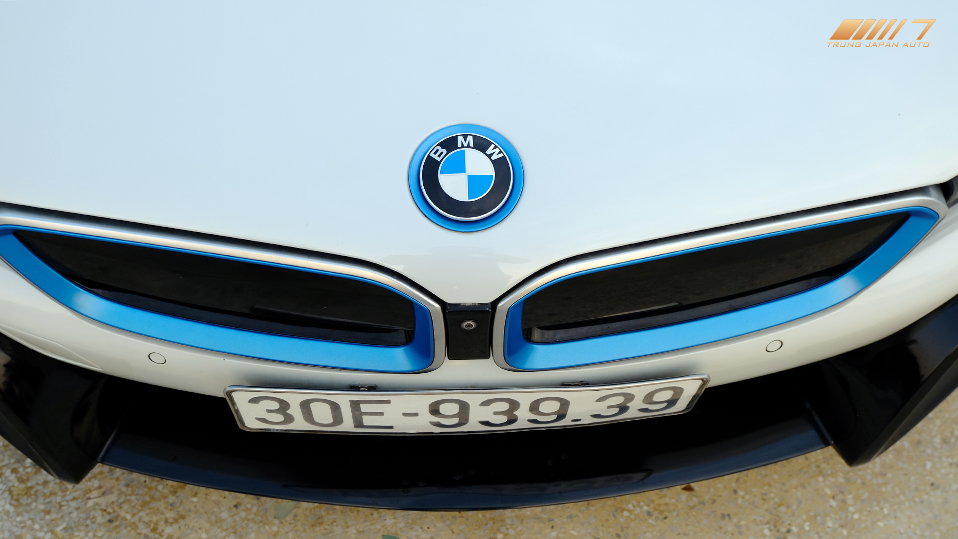 BMW i8 2016 Trắng