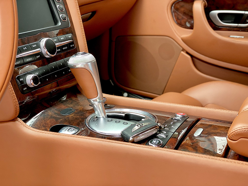 Bentley Continental GT Speed (Bản 2 cửa)