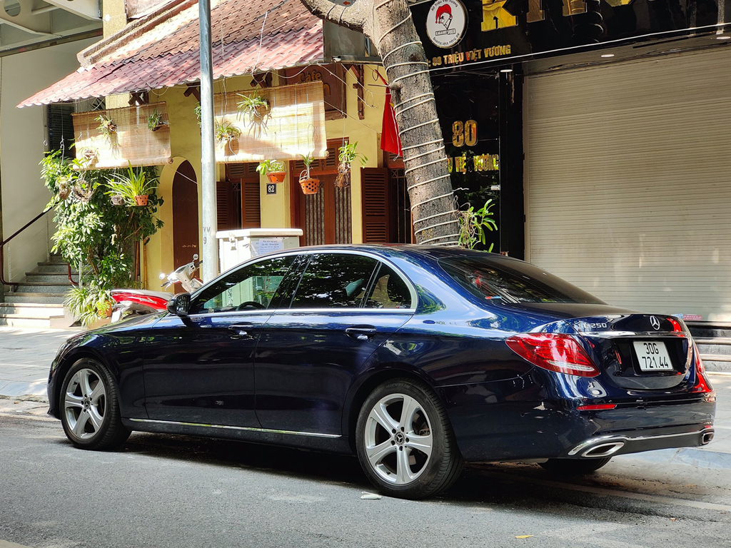 Mercedes E250 2017 Xanh