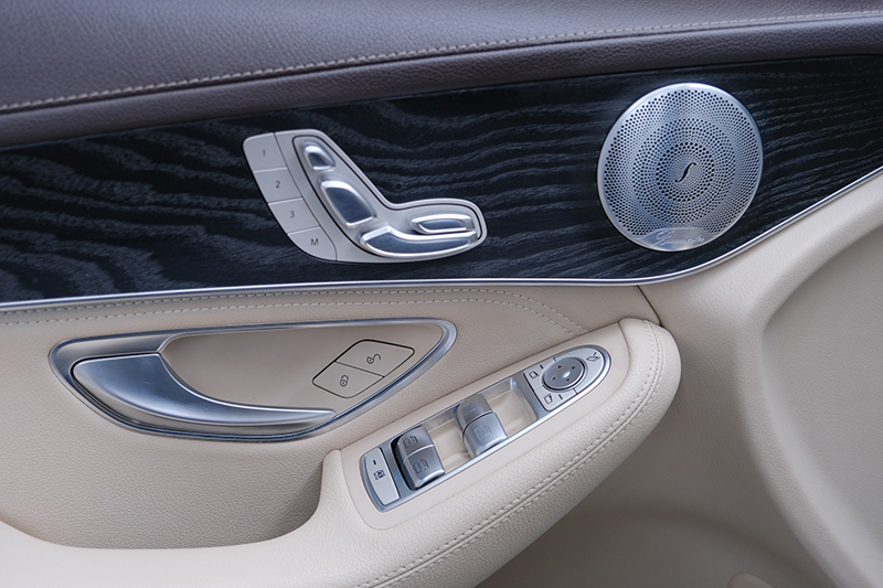 𝐌𝐞𝐫𝐜𝐞𝐝𝐞𝐬 𝐁𝐞𝐧𝐳 𝐆𝐋𝐂𝟑𝟎𝟎 𝟒𝐦𝐚𝐭𝐢𝐜 𝟐𝟎𝟏𝟖