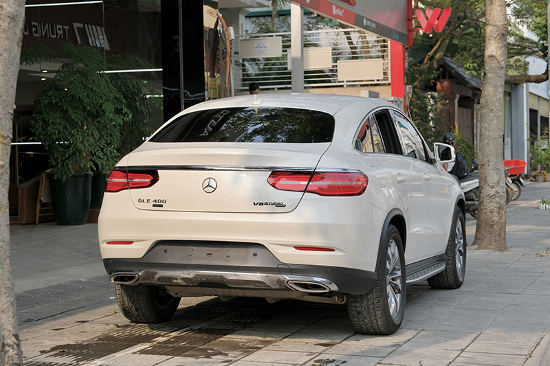 𝐌𝐞𝐫𝐜𝐞𝐝𝐞𝐬 𝐁𝐞𝐧𝐳 𝐆𝐋𝐄𝟒𝟎𝟎 𝐂𝐨𝐮𝐩𝐞 𝟐𝟎𝟏𝟖 (𝐓𝐫𝐚̆́𝐧𝐠/𝐧𝐨̣̂𝐢 𝐭𝐡𝐚̂́𝐭 𝐤𝐞𝐦)