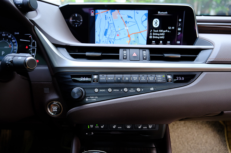 𝐋𝐞𝐱𝐮𝐬 𝐄𝐒𝟐𝟓𝟎 𝟐𝟎𝟐𝟎 𝐭𝐫𝐚̆́𝐧𝐠/𝐧𝐨̣̂𝐢 𝐭𝐡𝐚̂́𝐭 𝐧𝐚̂𝐮