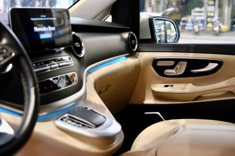 𝐌𝐞𝐫𝐜𝐞𝐝𝐞𝐬 𝐁𝐞𝐧𝐳 𝐕𝟐𝟓𝟎 𝐀𝐌𝐆 𝟐𝟎𝟐𝟏 (𝐓𝐫𝐚̆́𝐧𝐠 | 𝐍𝐨̣̂𝐢 𝐭𝐡𝐚̂́𝐭 𝐊𝐞𝐦)