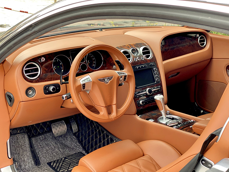 Bentley Continental GT Speed (Bản 2 cửa)