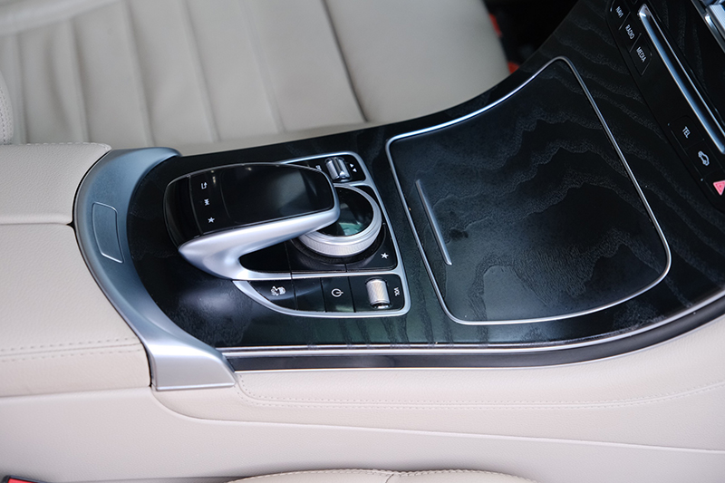 𝐌𝐞𝐫𝐜𝐞𝐝𝐞𝐬 𝐁𝐞𝐧𝐳 𝐆𝐋𝐂𝟑𝟎𝟎 𝟒𝐦𝐚𝐭𝐢𝐜 𝟐𝟎𝟏𝟖